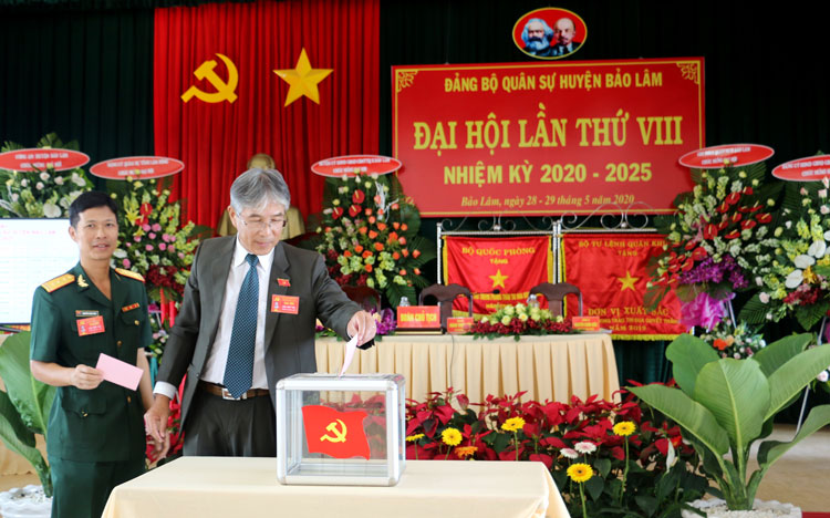 Đại hội bỏ phiếu bầu Ban Chấp hành Đảng bộ Quân sự huyện nhiệm kỳ 2020 – 2025