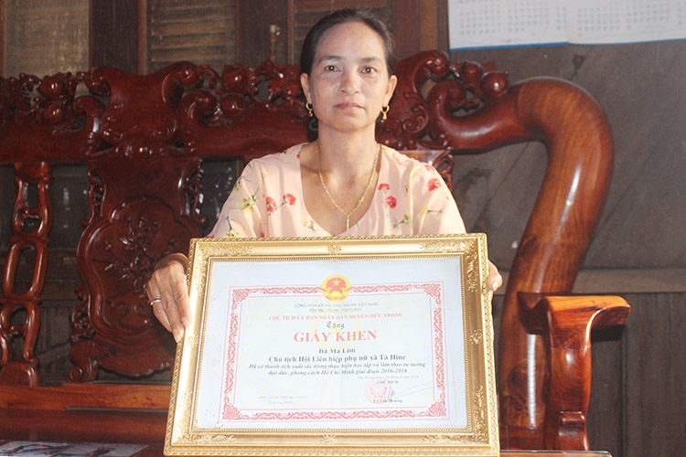 Ma Lim tích cực giúp đỡ chị em
