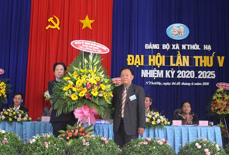 Đại hội Đảng bộ xã N'Thôl Hạ lần thứ V