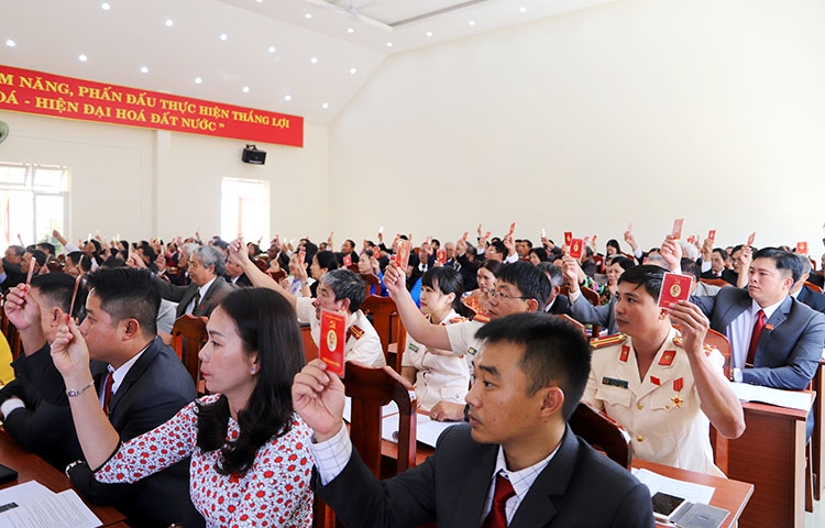 Đại hội biểu quyết thông qua Nghị quyết Đại hội Đảng bộ Phường 2, nhiệm kỳ 2020 - 2025
