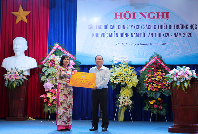 Hội nghị Câu lạc bộ các Công ty CP Sách và Thiết bị trường học các tỉnh miền Đông Nam Bộ