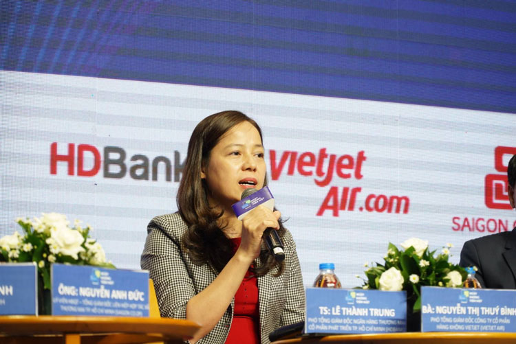 Chung tay thúc đẩy thanh toán không dùng tiền mặt