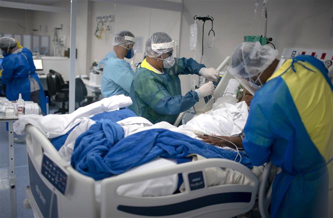 COVID-19 tới 6 giờ sáng 24/6: Ca tử vong tăng vọt ở Brazil; nhiều nước bước vào đợt dịch thứ 2