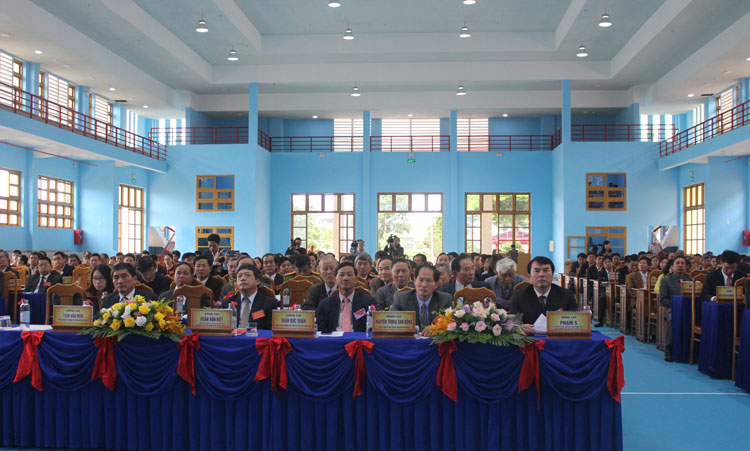 Các đại biểu tham dự buổi lễ