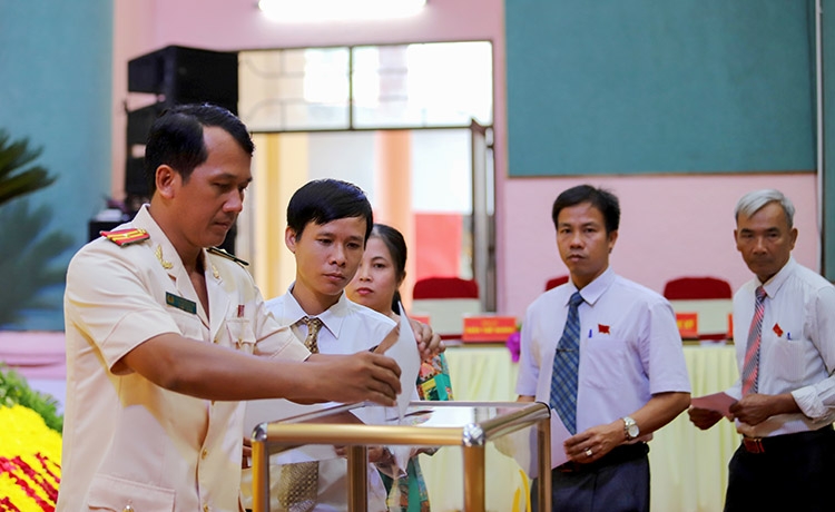 Đại hội bỏ phiếu bầu Đoàn đại biểu dự Đại hội Đảng bộ tỉnh Lâm Đồng lần thứ XI nhiệm kỳ 2020 - 2025
