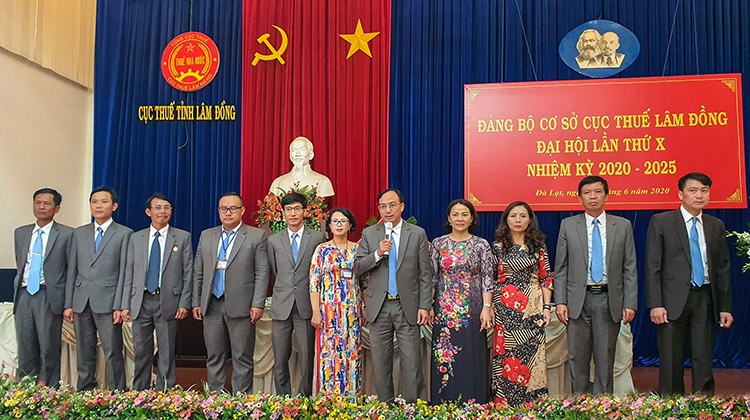 Chuyên nghiệp, hiệu lực, hiệu quả, hoàn thành xuất sắc nhiệm vụ chính trị được giao