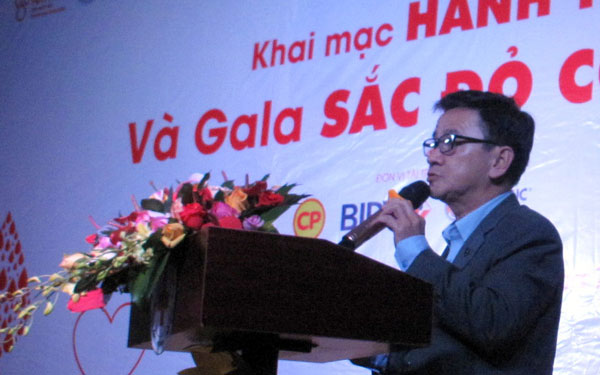 Khai mạc Chương trình Hành trình Đỏ và Ngày hội Giọt hồng Thành phố Hoa lần thứ 8