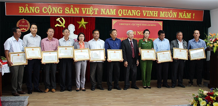 Mặt trận và ngành Thuế phối hợp hiệu quả trong tuyên truyền