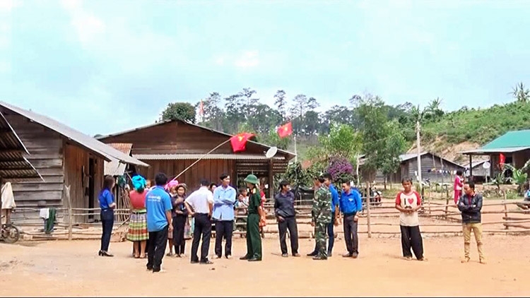 Màu áo xanh tình nguyện ở Đoàn Kinh tế quốc phòng Lâm Đồng