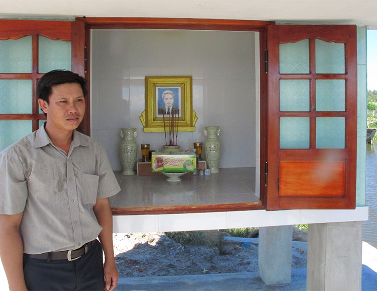 Người cộng sản được dân lập miếu thờ