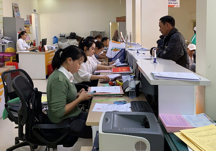 Lâm Hà: Khi bộ phận một cửa huyện cũng là bưu điện