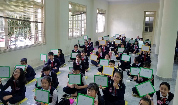 Cuộc thi Rung chuông vàng với nhiều kiến thức phù hợp với lứa tuổi các em