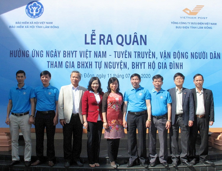 Ra quân tuyên truyền, vận động người dân tham gia BHXH tự nguyện, BHYT hộ gia đình