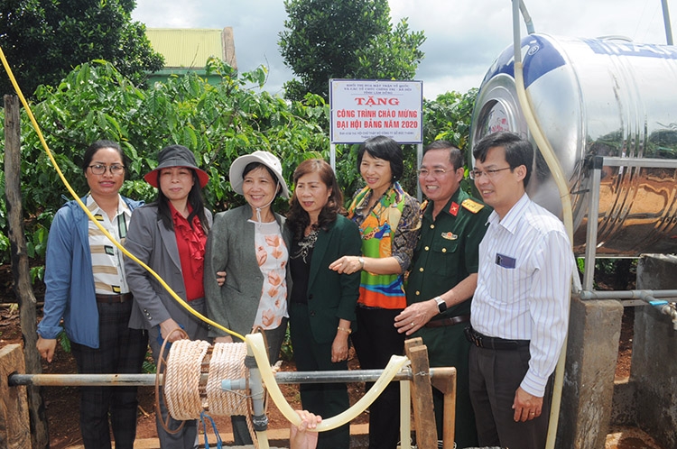 Dân vận góp phần phát triển vùng sâu