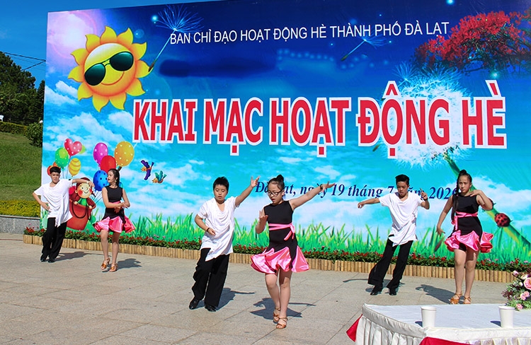 Chung tay bảo vệ trẻ em, phòng chống xâm hại