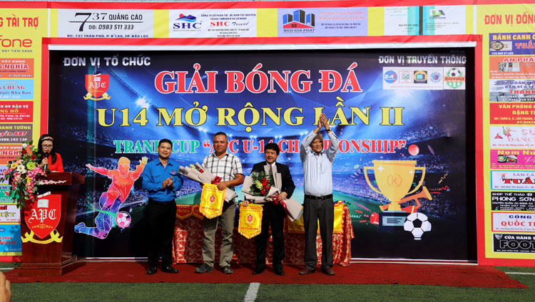 16 đội bóng tranh tài tại giải U14 Trường Quốc tế Châu Á Thái Bình Dương mở rộng