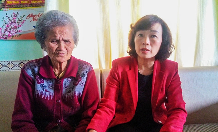 Lãnh đạo thành phố Đà Lạt thăm gia đình chính sách tiêu biểu