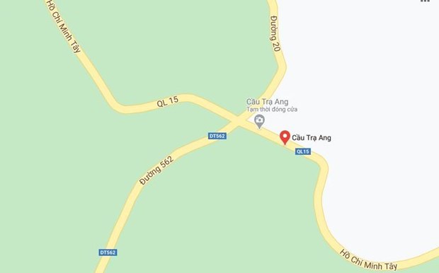 Quảng Bình: Xe chở khách lao xuống vực, ít nhất 8 người tử vong