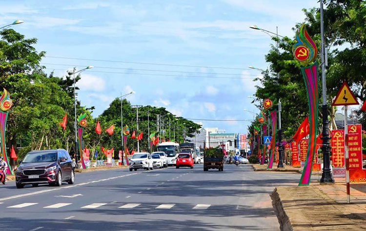 Chỉnh trang đô thị chào mừng Đại hội Đảng bộ Đức Trọng
