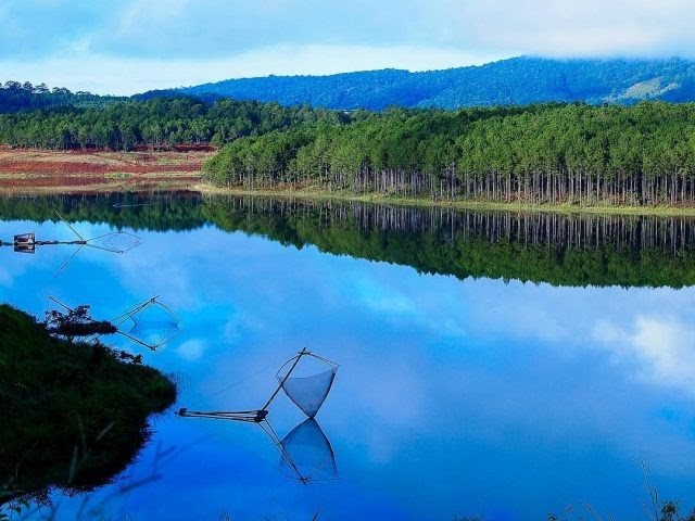 Hồ Tuyền Lâm là hồ nước ngọt nhân tạo