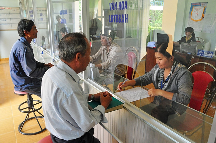 Chú trọng chất lượng cán bộ, công chức, viên chức