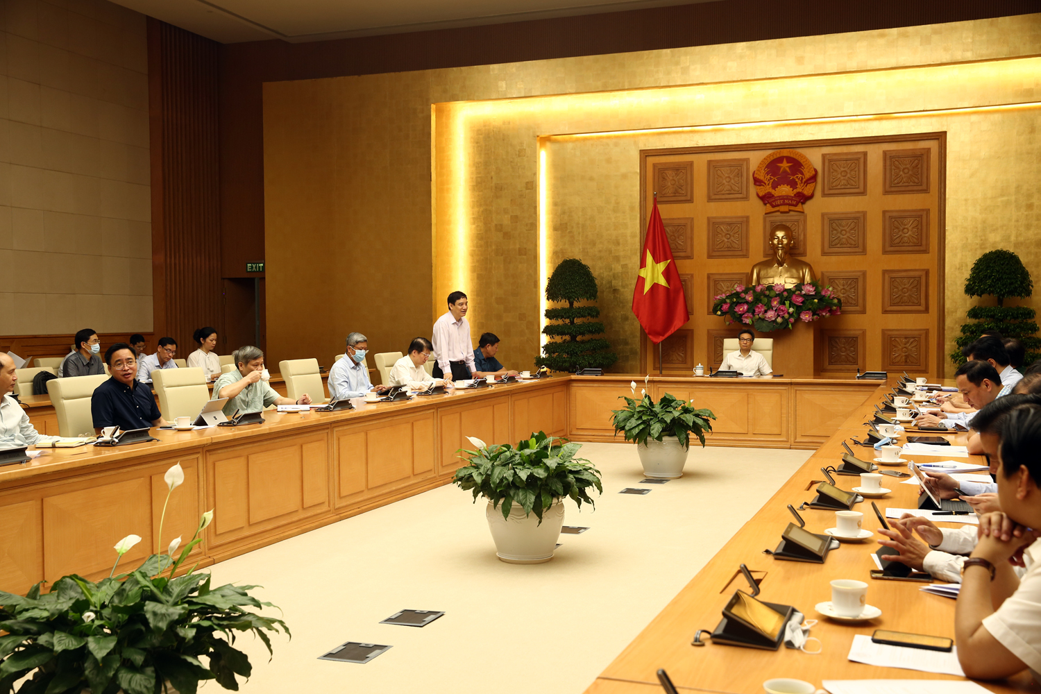 Vẫn tổ chức thi tốt nghiệp; thực hiện nghiêm các quy định chống dịch