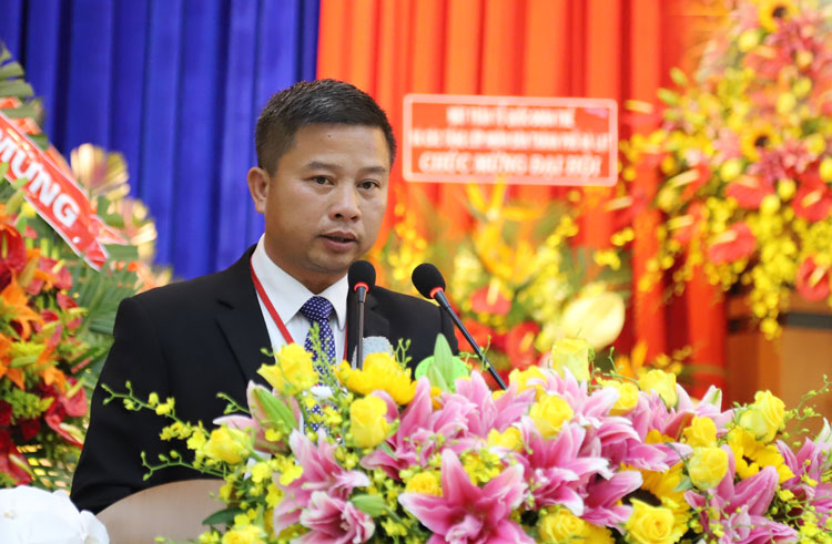 Chi bộ Hạt Kiểm lâm thành phố với tham luận “Công tác tham mưu triển khai thực hiện Nghị quyết 02-NQ/ThU ngày 14/4/2016 của Thành ủy về tăng cường sự lãnh đạo của Đảng trong công tác quản lý, bảo vệ và phát triển rừng giai đoạn 2016 – 2020; nhiệm vụ và giải pháp trong thời gian tới”