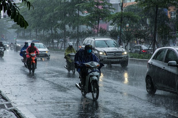 Hà Nội và khu vực Bắc Bộ chuẩn bị đón đợt mưa lớn kéo dài