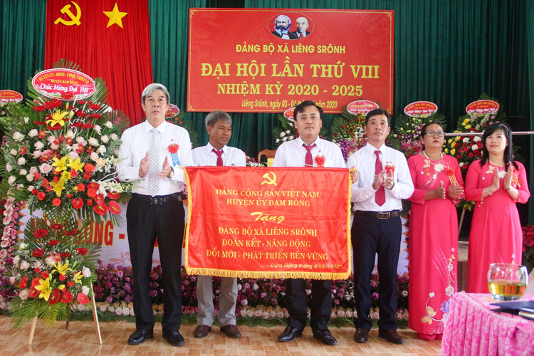 Đam Rông: Nhiều kinh nghiệm rút ra từ đại hội cấp cơ sở
