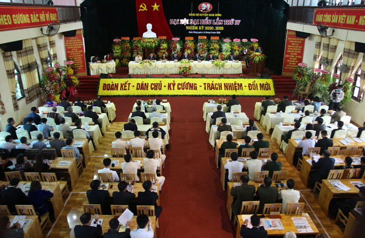 Toàn cảnh đại hội