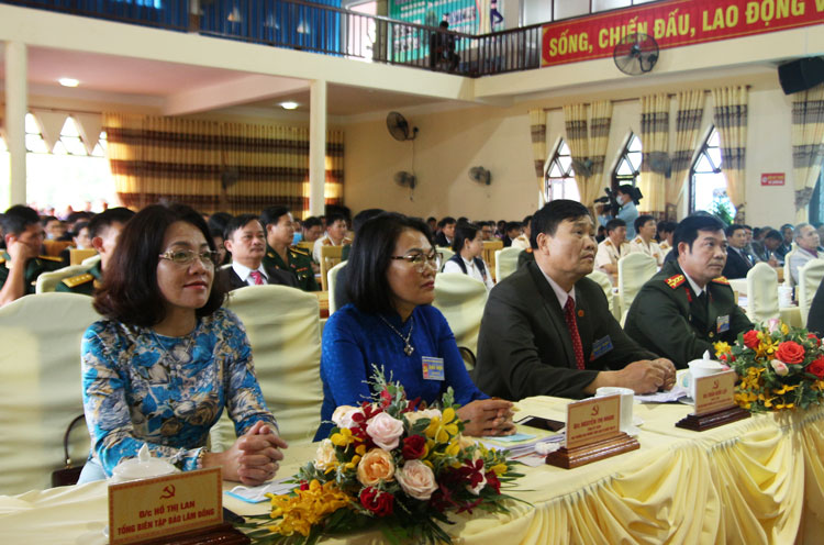 Các đại biểu tham dự đại hội
