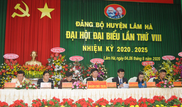 Đoàn Chủ tịch điều hành Đại hội