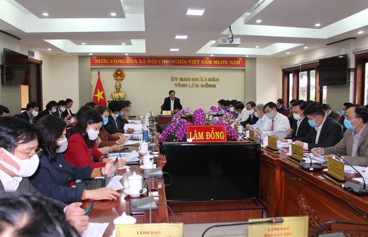 Tập trung thực hiện các nhiệm vụ cấp bách trong tháng 8