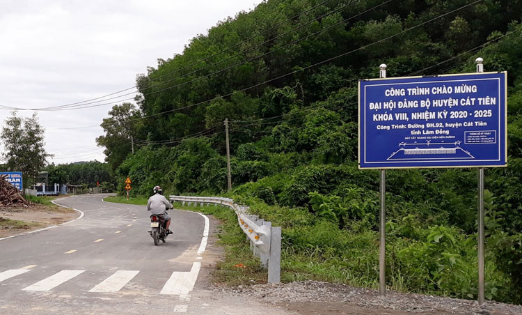 Hoàn thành công trình chào mừng Đại hội đại biểu Đảng bộ huyện Cát Tiên lần thứ VIII, nhiệm kỳ 2020 – 2025