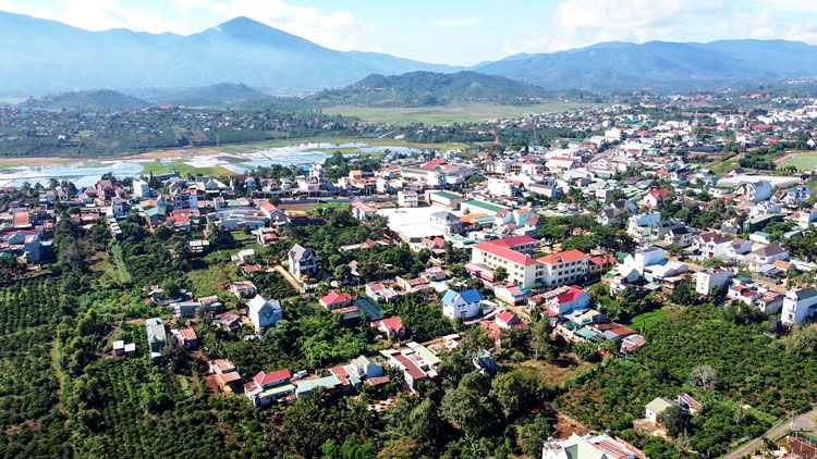Di Linh ngày càng phát triển. Ảnh: Thành Đồng
