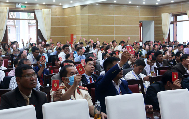 Đồng chí Đinh Văn Tuấn giữ chức Bí thư Huyện ủy Di Linh nhiệm kỳ 2020-2025