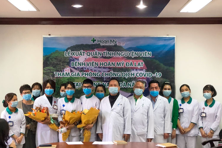 11 bác sĩ, điều dưỡng trẻ Bệnh viện Hoàn Mỹ Đà Lạt tình nguyện vào tâm dịch