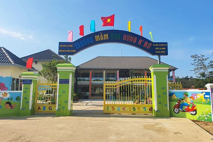 Đưng K'Nớ nỗ lực giảm nghèo
