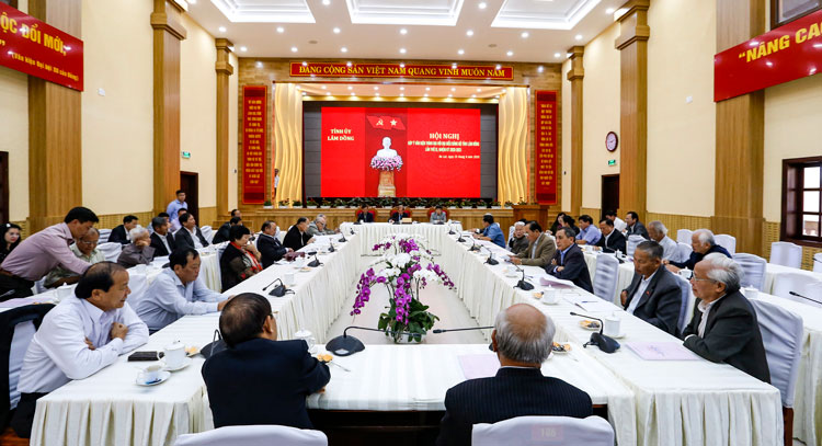 Toàn cảnh hội nghị