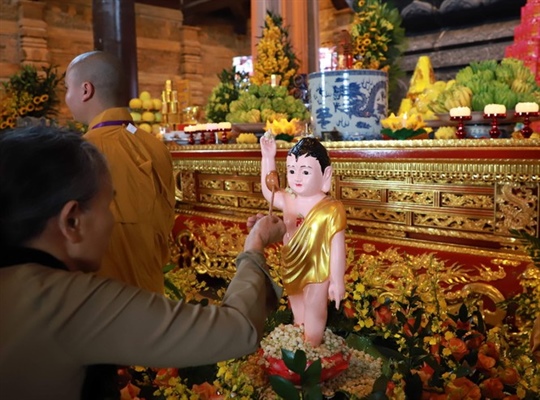 Lễ Vu lan được tổ chức trực tuyến: Đừng nghĩ sẽ không trọn vẹn lòng thành kính