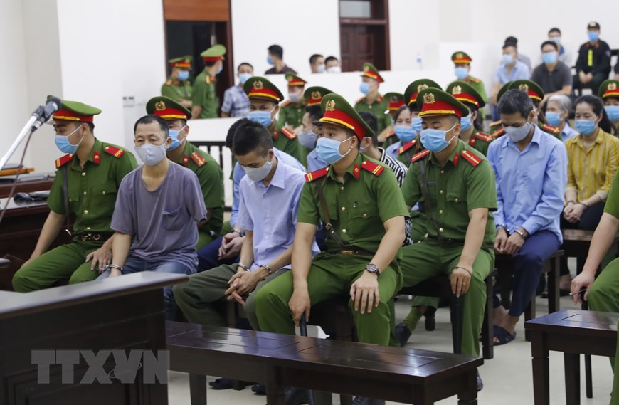 Các bị cáo tại phiên tòa