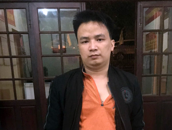 Bắt khẩn cấp đối tượng dùng ảnh khỏa thân tống tiền thiếu nữ