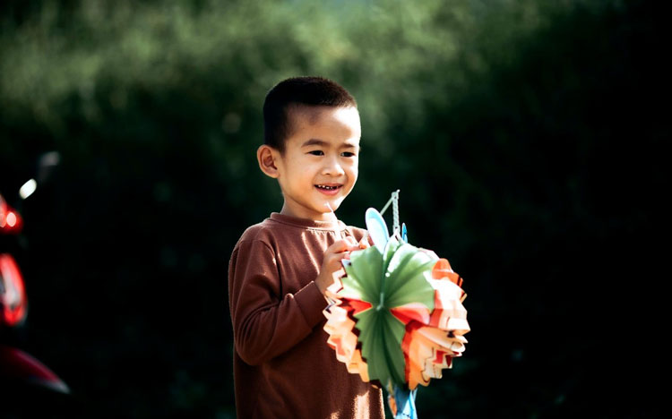 Trung thu đến sớm với trẻ em đồng bào dân tộc thiểu số