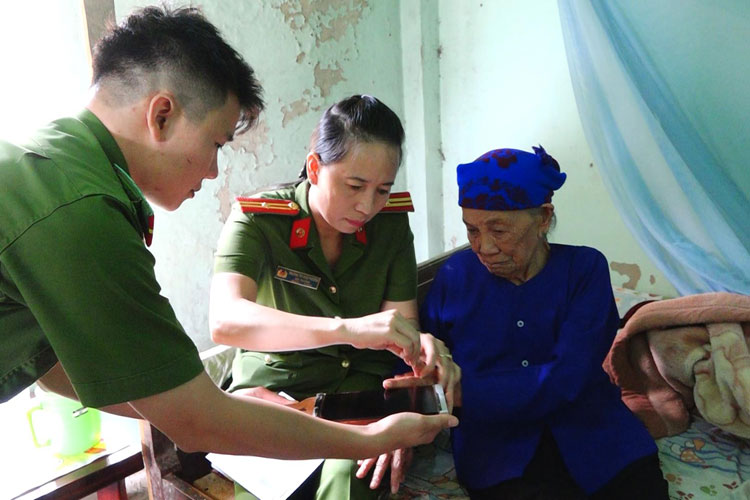 Cải cách thủ tục hành chính ''vì Nhân dân phục vụ''