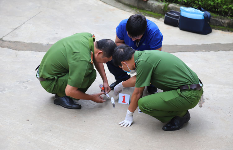 Nam thanh niên tử vong trong khuôn viên bệnh viện