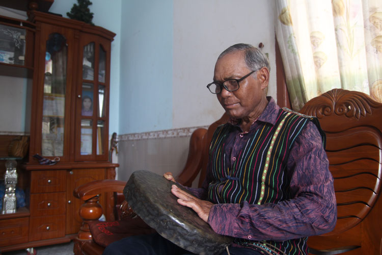 Giữ tiếng chiêng ở N'Thol Hạ