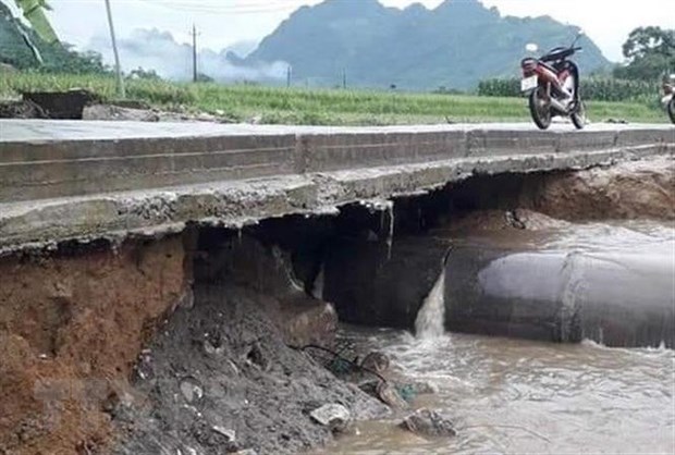Bắc Bộ ngày nắng, đêm mưa dông, nguy cơ lũ quét và sạt lở đất