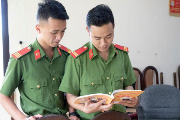 Chàng chiến sỹ nghĩa vụ công an đậu thủ khoa toàn quốc