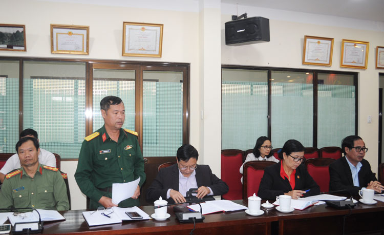 Đại biểu thảo luận tại hội nghị