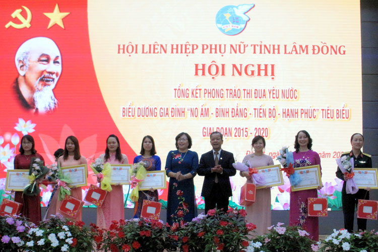 Tăng cường thực thi nghiêm Luật Phòng, chống tác hại của thuốc lá và xây dựng môi trường không khói thuốc